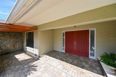 House in Tampa, Florida 4 bedrooms, 215.81 sq.m. № 1885083 - photo 4