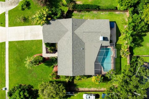 House in Tampa, Florida 4 bedrooms, 215.81 sq.m. № 1885083 - photo 2