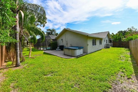 House in Tampa, Florida 4 bedrooms, 215.81 sq.m. № 1885083 - photo 30
