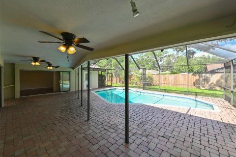 House in Tampa, Florida 4 bedrooms, 215.81 sq.m. № 1885083 - photo 26