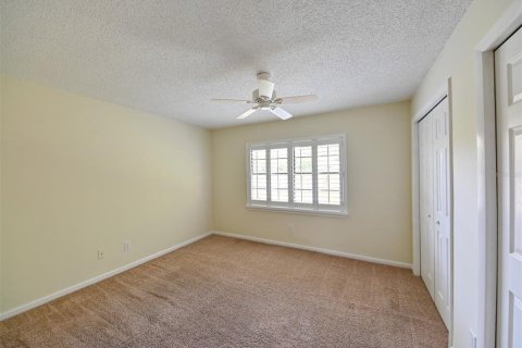 House in Tampa, Florida 4 bedrooms, 215.81 sq.m. № 1885083 - photo 19
