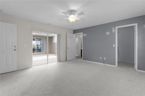 House in Clermont, Florida 2 bedrooms, 159.98 sq.m. № 1911752 - photo 24