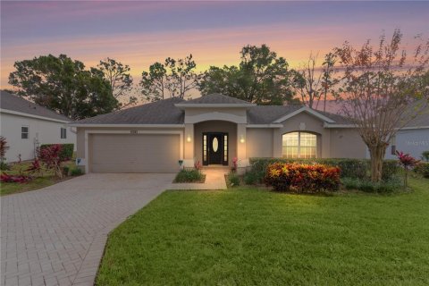 House in Clermont, Florida 2 bedrooms, 159.98 sq.m. № 1911752 - photo 3