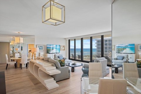 Condo in Palm Beach, Florida, 2 bedrooms  № 2400027 - photo 6