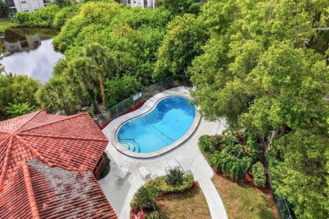 Condo in Bradenton, Florida, 2 bedrooms № 2102119 - photo 21