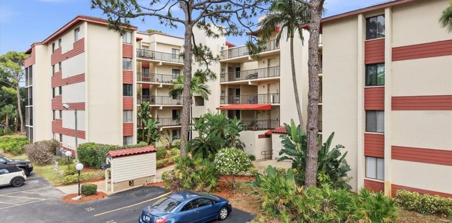 Condo in Bradenton, Florida, 2 bedrooms № 2102119