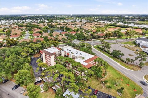 Condo in Bradenton, Florida, 2 bedrooms № 2102119 - photo 26