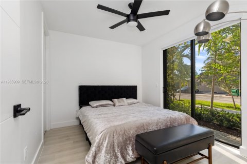 Townhouse in Fort Lauderdale, Florida 3 bedrooms, 153.2 sq.m. № 2030512 - photo 18