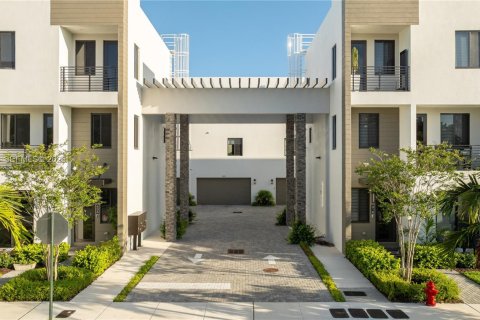 Townhouse in Fort Lauderdale, Florida 3 bedrooms, 153.2 sq.m. № 2030512 - photo 25