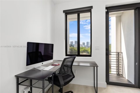 Townhouse in Fort Lauderdale, Florida 3 bedrooms, 153.2 sq.m. № 2030512 - photo 9