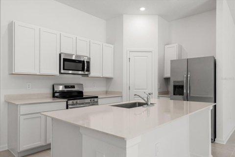 House in Kissimmee, Florida 3 bedrooms, 144.46 sq.m. № 1910402 - photo 18