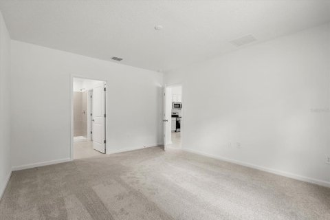 House in Kissimmee, Florida 3 bedrooms, 144.46 sq.m. № 1910402 - photo 11