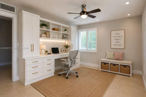 Casa en alquiler en Palmetto Bay, Florida, 5 dormitorios, 213.02 m2 № 2086906 - foto 16