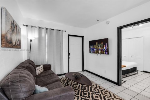 Villa ou maison à louer à Dania Beach, Floride: 1 chambre, 65.03 m2 № 1823872 - photo 4