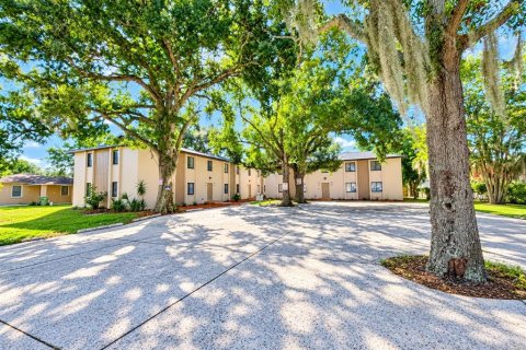 Appartement à louer à Winter Haven, Floride: 2 chambres, 84.73 m2 № 2437378 - photo 2
