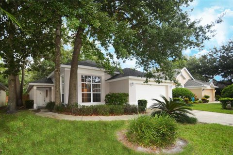 Casa en alquiler en Winter Springs, Florida, 3 dormitorios, 161.19 m2 № 1828475 - foto 1