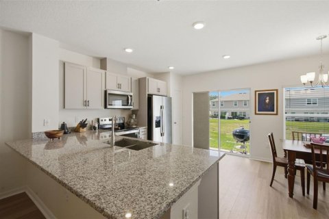 Adosado en venta en Davenport, Florida, 3 dormitorios, 133.31 m2 № 2220018 - foto 8