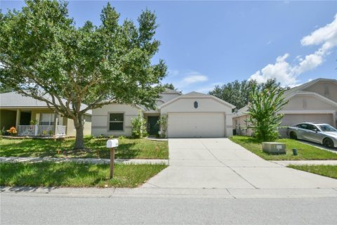 Casa en alquiler en Groveland, Florida, 3 dormitorios, 166.11 m2 № 1837049 - foto 1