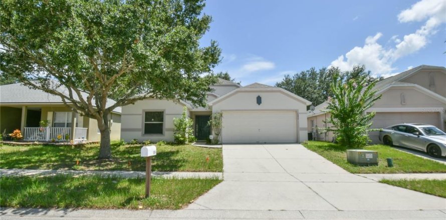 Villa ou maison à Groveland, Floride 3 chambres, 166.11 m2 № 1837049