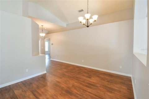 Casa en alquiler en Groveland, Florida, 3 dormitorios, 166.11 m2 № 1837049 - foto 13