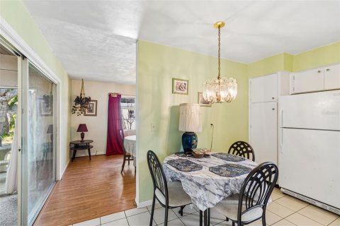 Villa ou maison à vendre à Spring Hill, Floride: 4 chambres, 166.85 m2 № 2138734 - photo 9