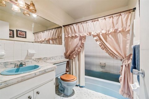 Villa ou maison à vendre à Spring Hill, Floride: 4 chambres, 166.85 m2 № 2138734 - photo 13
