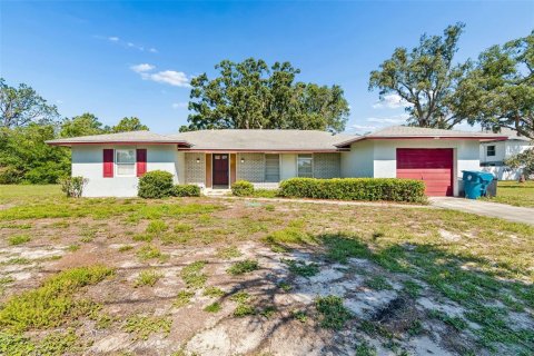 Casa en Spring Hill, Florida 4 dormitorios, 166.85 m2 № 2138734