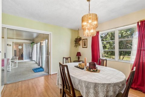 Villa ou maison à vendre à Spring Hill, Floride: 4 chambres, 166.85 m2 № 2138734 - photo 11