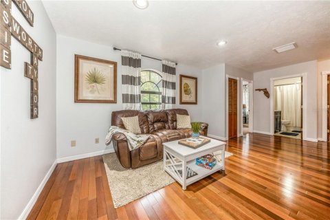 Villa ou maison à vendre à Dover, Floride: 5 chambres, 290.6 m2 № 1913145 - photo 26