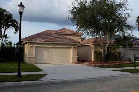 Casa en venta en Weston, Florida, 4 dormitorios, 192.59 m2 № 1818358 - foto 2