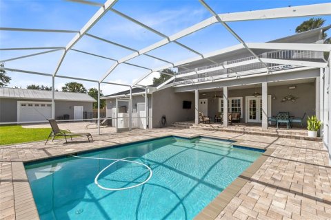 House in Maitland, Florida 3 bedrooms, 228.91 sq.m. № 2393539 - photo 29