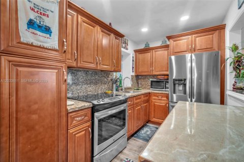 Villa ou maison à vendre à Lauderhill, Floride: 4 chambres, 168.52 m2 № 2264826 - photo 3