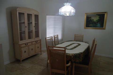 Villa ou maison à vendre à Coral Springs, Floride: 5 chambres, 230.21 m2 № 2147279 - photo 5