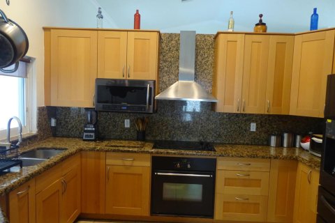Villa ou maison à vendre à Coral Springs, Floride: 5 chambres, 230.21 m2 № 2147279 - photo 29
