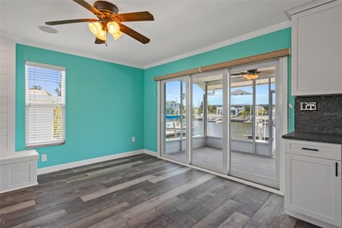 Villa ou maison à vendre à Hernando Beach, Floride: 2 chambres, 113.34 m2 № 1733990 - photo 20