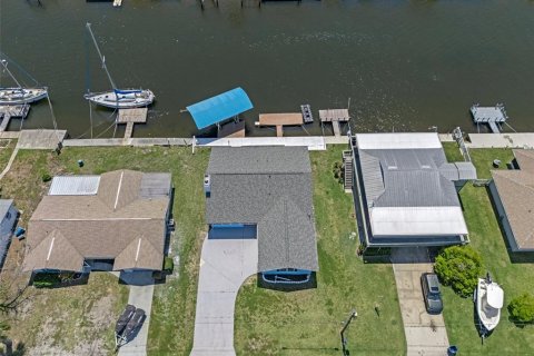 Villa ou maison à vendre à Hernando Beach, Floride: 2 chambres, 113.34 m2 № 1733990 - photo 5
