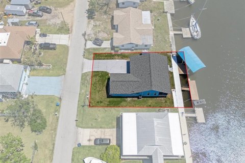 Villa ou maison à vendre à Hernando Beach, Floride: 2 chambres, 113.34 m2 № 1733990 - photo 8
