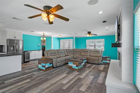 Villa ou maison à vendre à Hernando Beach, Floride: 2 chambres, 113.34 m2 № 1733990 - photo 16