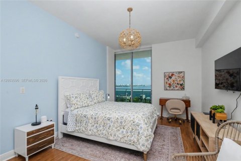 Copropriété à vendre à Miami, Floride: 2 chambres № 2066498 - photo 12