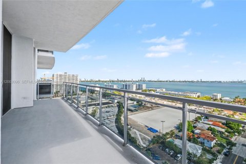 Copropriété à vendre à Miami, Floride: 2 chambres № 2066498 - photo 2