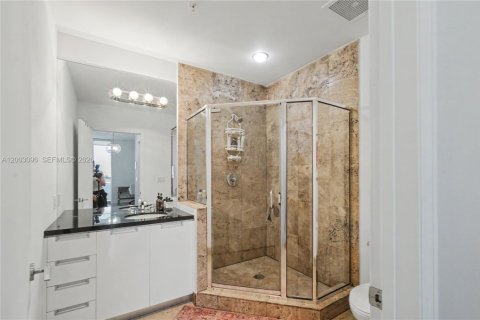 Copropriété à vendre à Miami, Floride: 2 chambres № 2066498 - photo 20