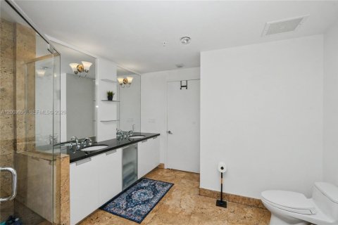 Copropriété à vendre à Miami, Floride: 2 chambres № 2066498 - photo 25
