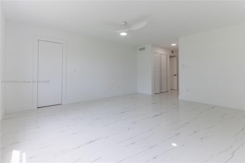 Condo in Boca Raton, Florida, 2 bedrooms  № 1809588 - photo 24
