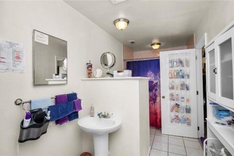 Casa en venta en Lakeland, Florida, 3 dormitorios, 205.87 m2 № 1803427 - foto 30