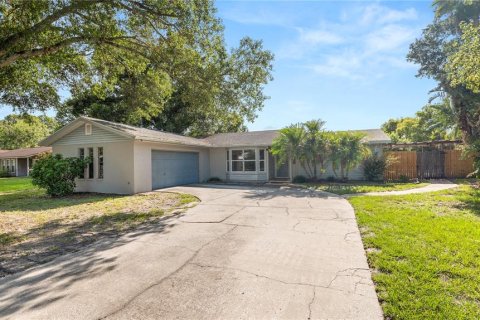 Casa en venta en Lakeland, Florida, 3 dormitorios, 205.87 m2 № 1803427 - foto 2