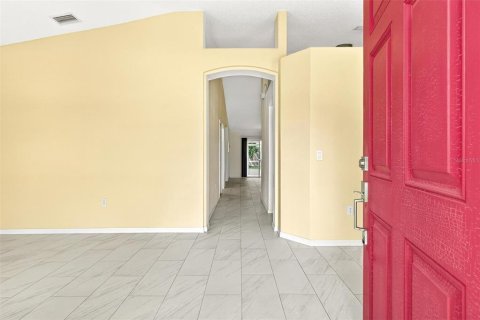 House in Palm Coast, Florida 3 bedrooms, 151.99 sq.m. № 1902126 - photo 2