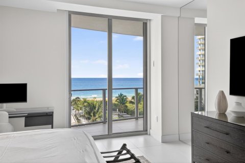 Condo in Riviera Beach, Florida, 3 bedrooms  № 2158298 - photo 21