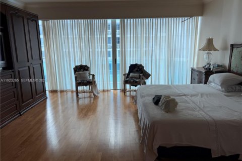 Condo in Bal Harbour, Florida, 2 bedrooms  № 2039454 - photo 22