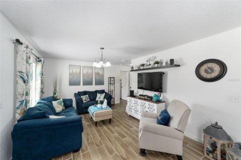 Villa ou maison à vendre à Ocala, Floride: 2 chambres, 92.44 m2 № 1906540 - photo 11
