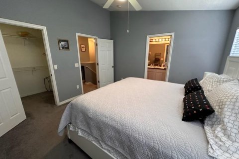 Townhouse in Windermere, Florida 2 bedrooms, 110 sq.m. № 2121157 - photo 18